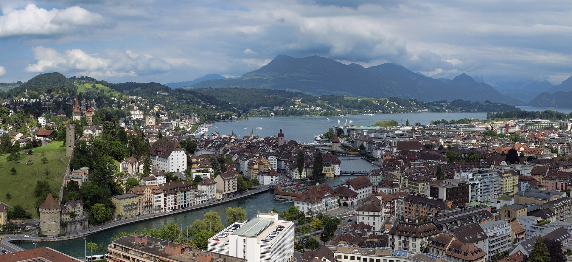 Switzerland, Live Sketch Artist in Switzerland